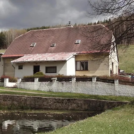 Ranch Eden, Ubytování v soukromí